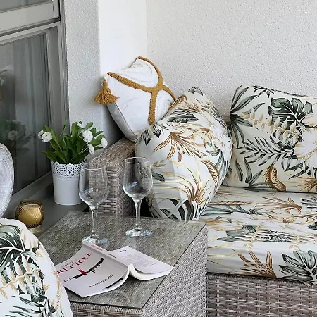 Edificio Coruna Cala De Finestrat. Luxury Apt. *