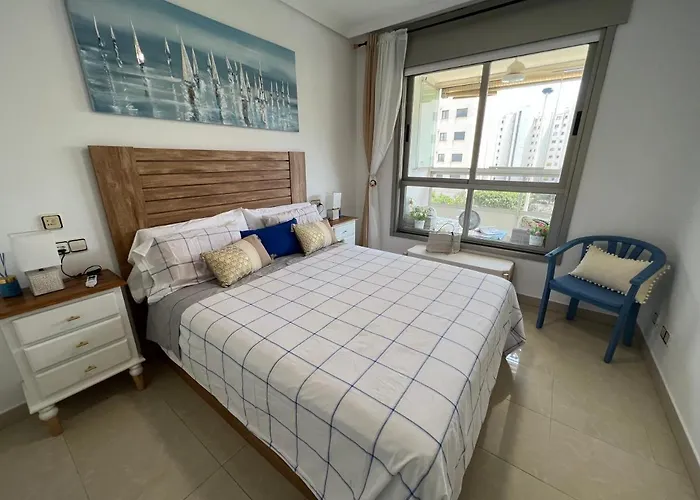 Edificio Coruna Cala De Finestrat. Luxury Apt. ベニドルム